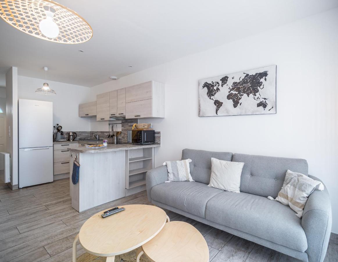 Les Duplex Du Lac D'Orient Мениль-Сен-Пер Экстерьер фото